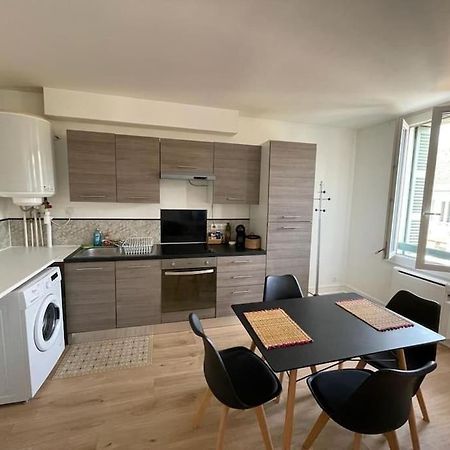 Appartement Avec Terrasse, Parking Gratuit เปรีเกอ ภายนอก รูปภาพ